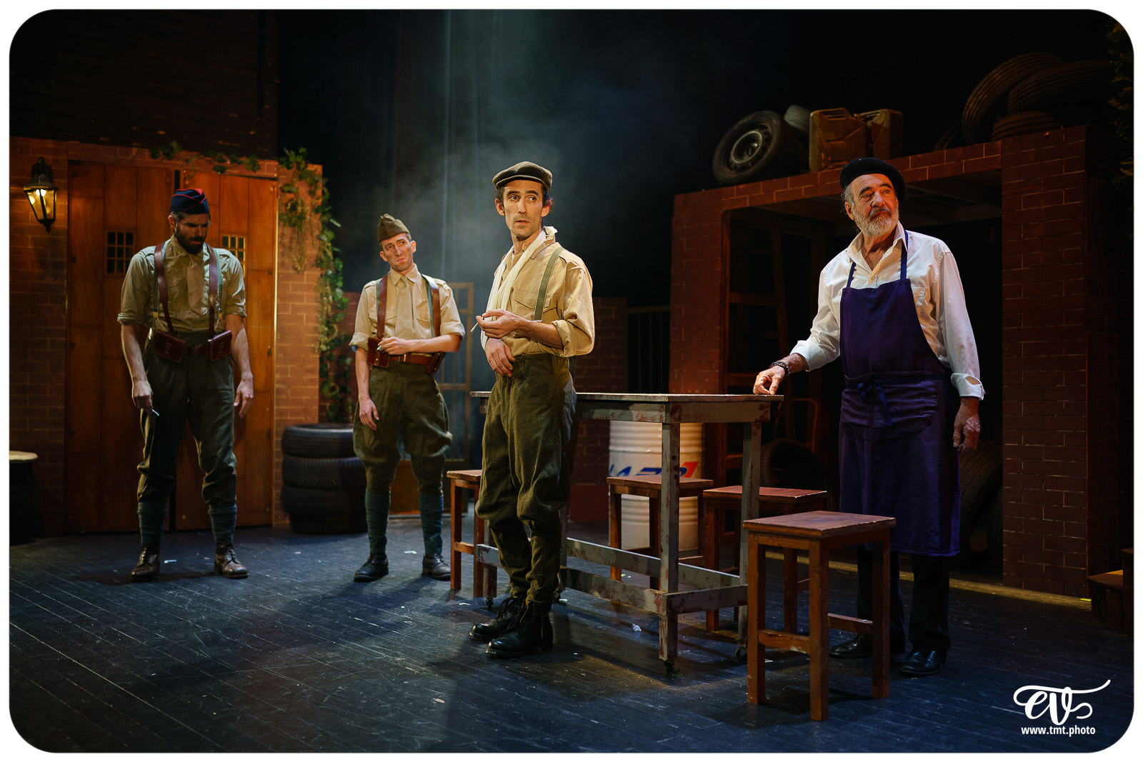 LES VISIONS DE SIMONE MACHARD (CIE LA CLAQUE)